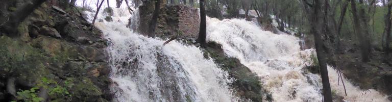 La cascade bassin eneau de l'espace naturel sensible Saint Rome