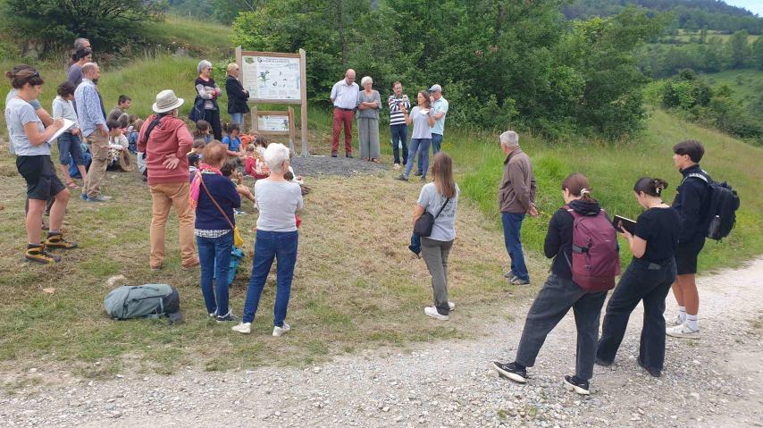Inauguration des panneaux Azurés de la croisette à Mazuby.